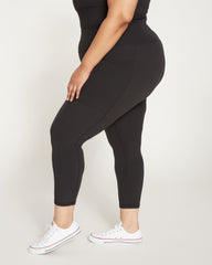Next-to-Naked Cropped Pocket Legging - Black