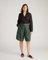 Seaport Tailored Linen Short - Luscious Green