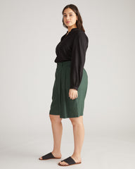 Seaport Tailored Linen Short - Luscious Green