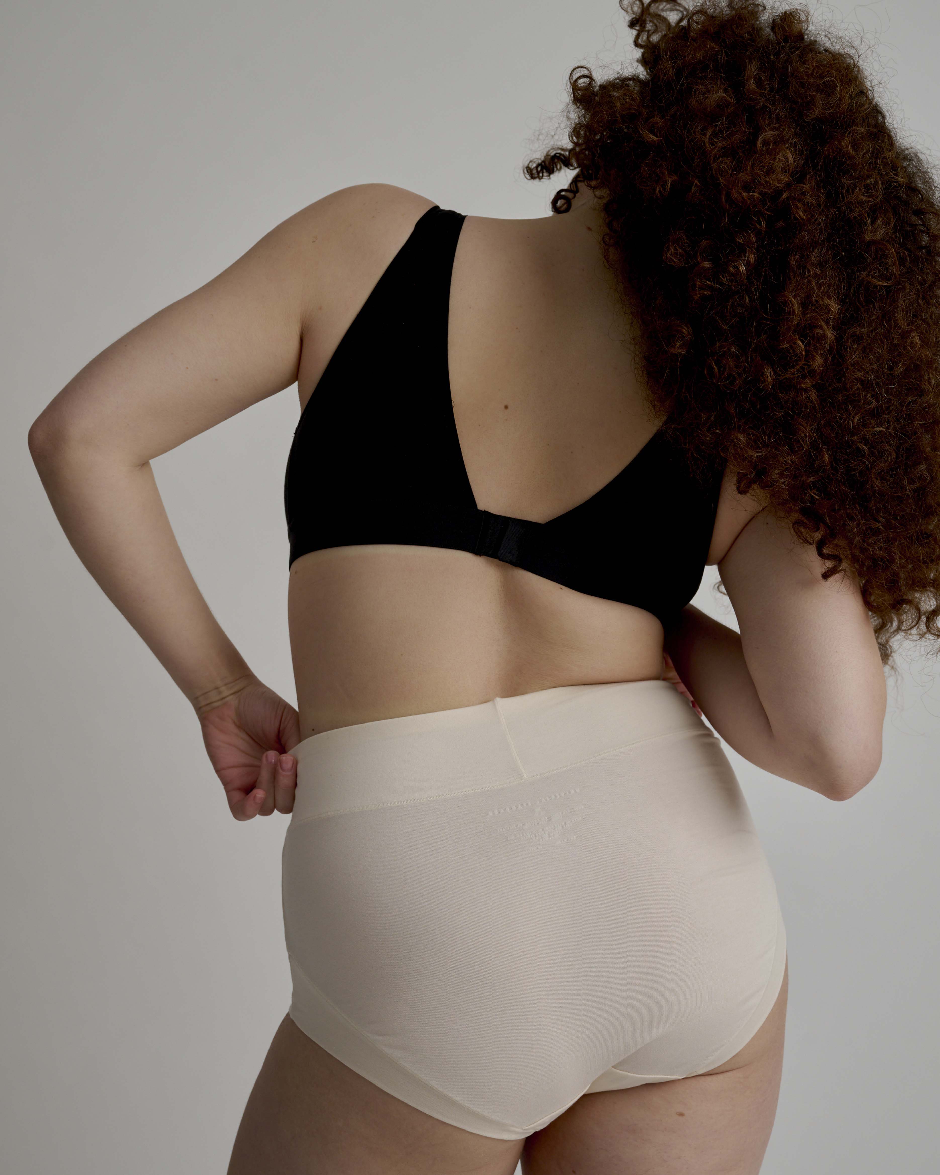 UltimateS Super Full Coverage High Rise Brief - Porcelain