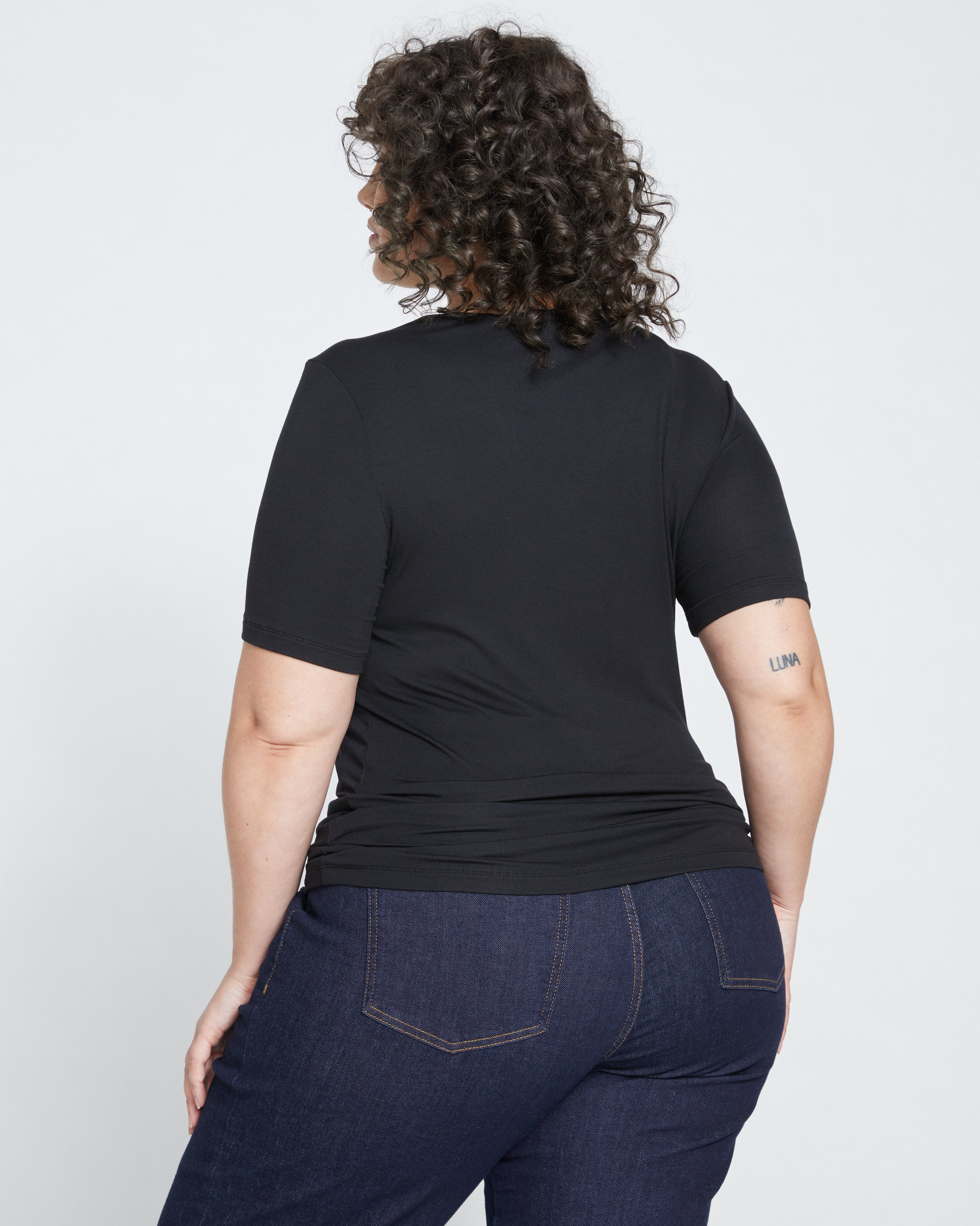 Foundation Short Sleeve V-Neck Tee - Black