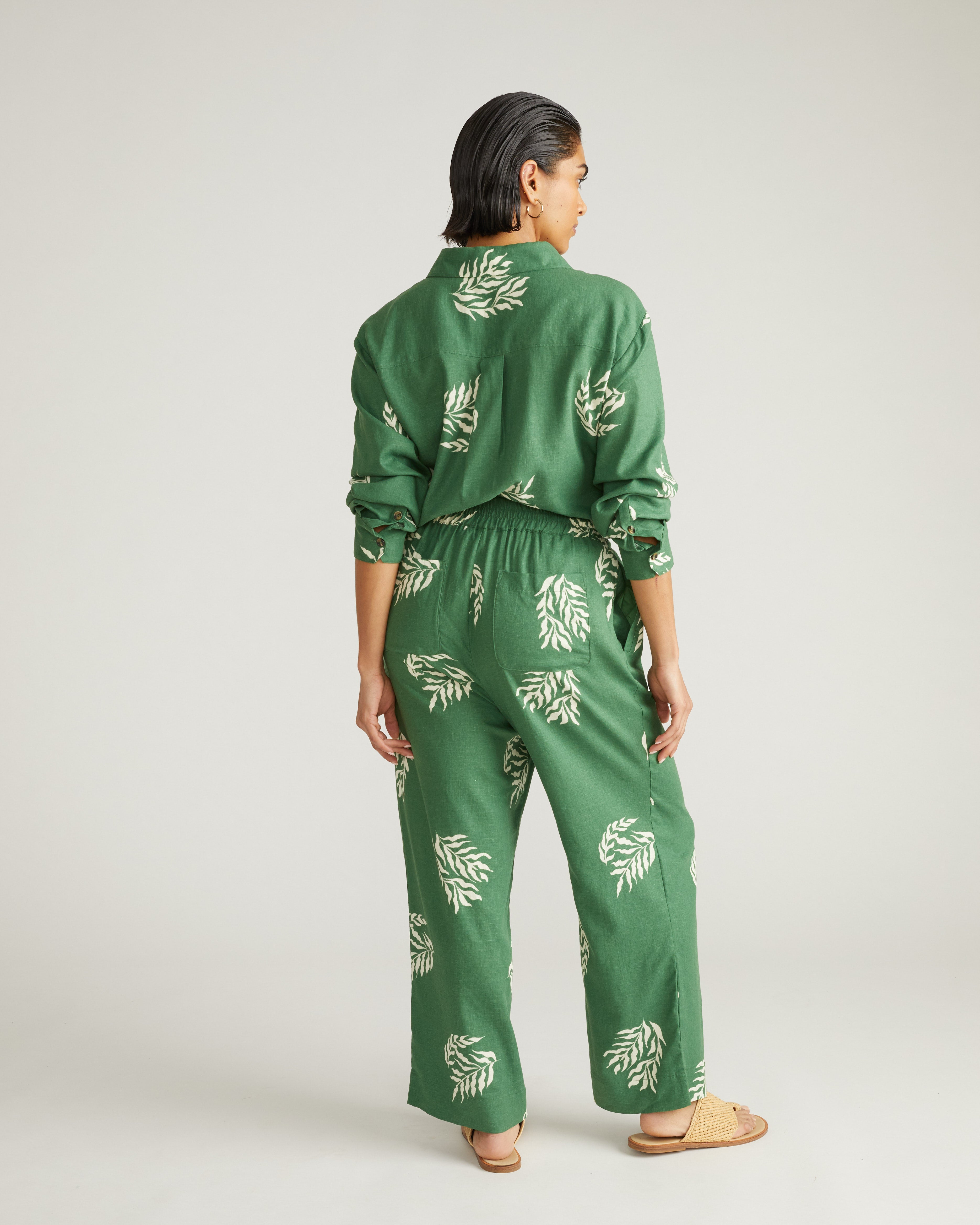 Iris Linen Easy Pull-On Pants - Beachgrass Print in Green