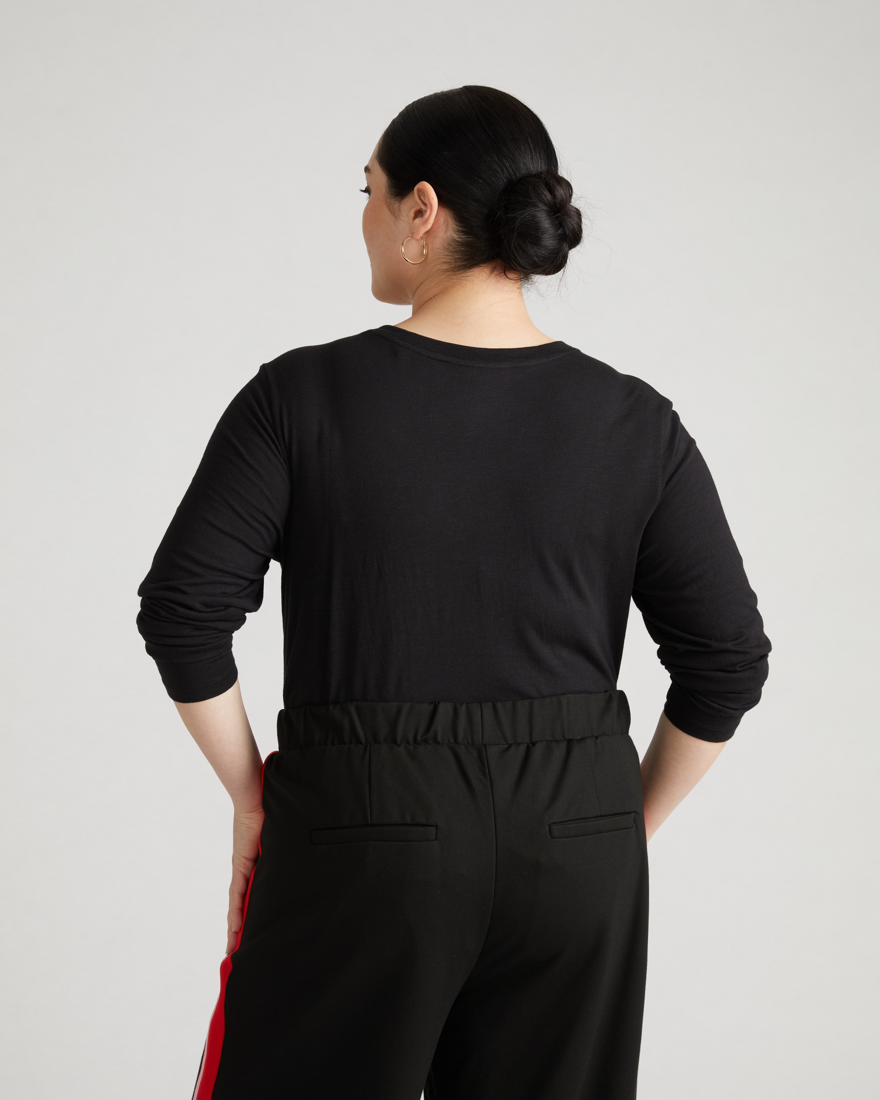 Light-As-Air Long Sleeve V Neck Tee - Black