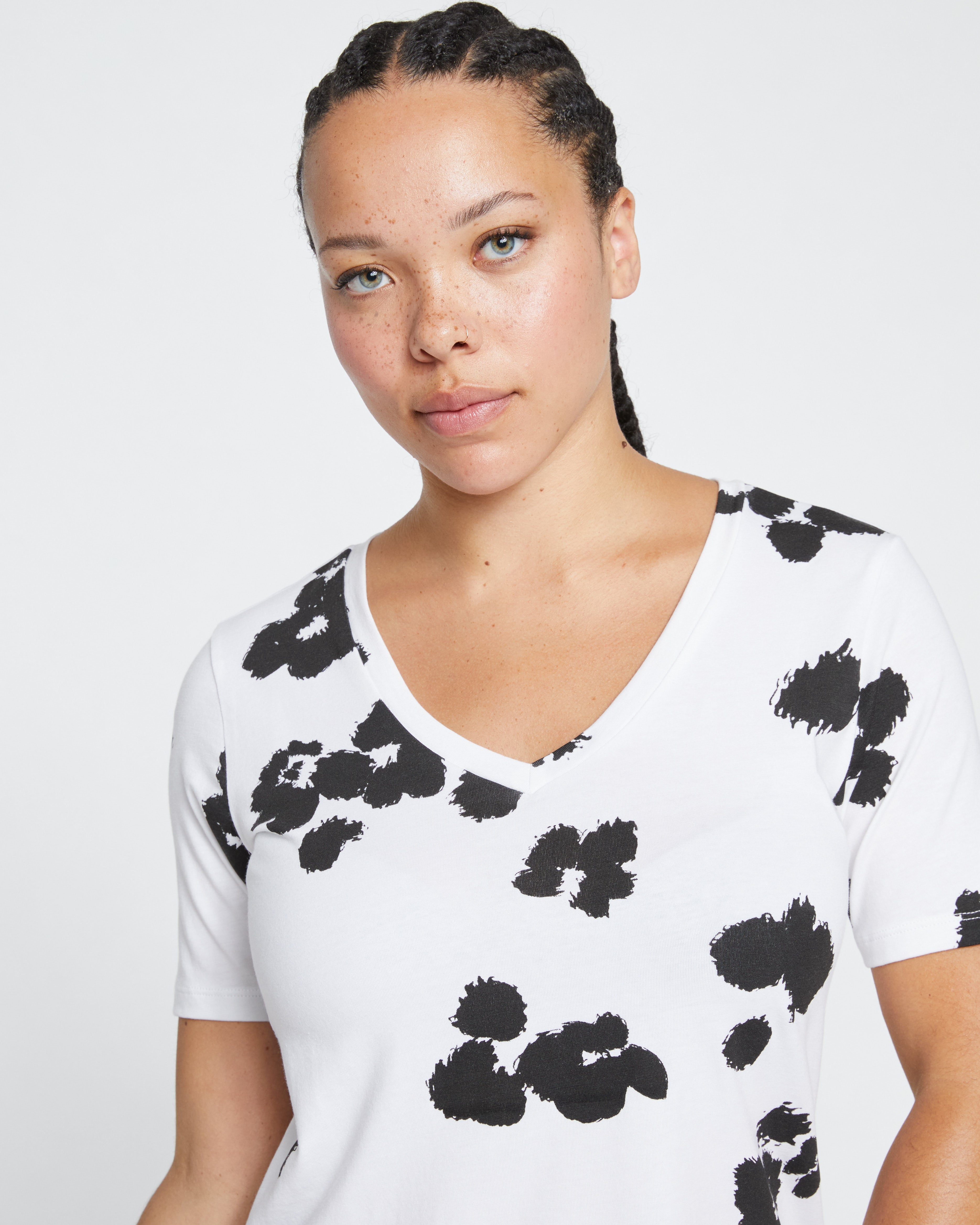 V Rex - White with Painted Flowers