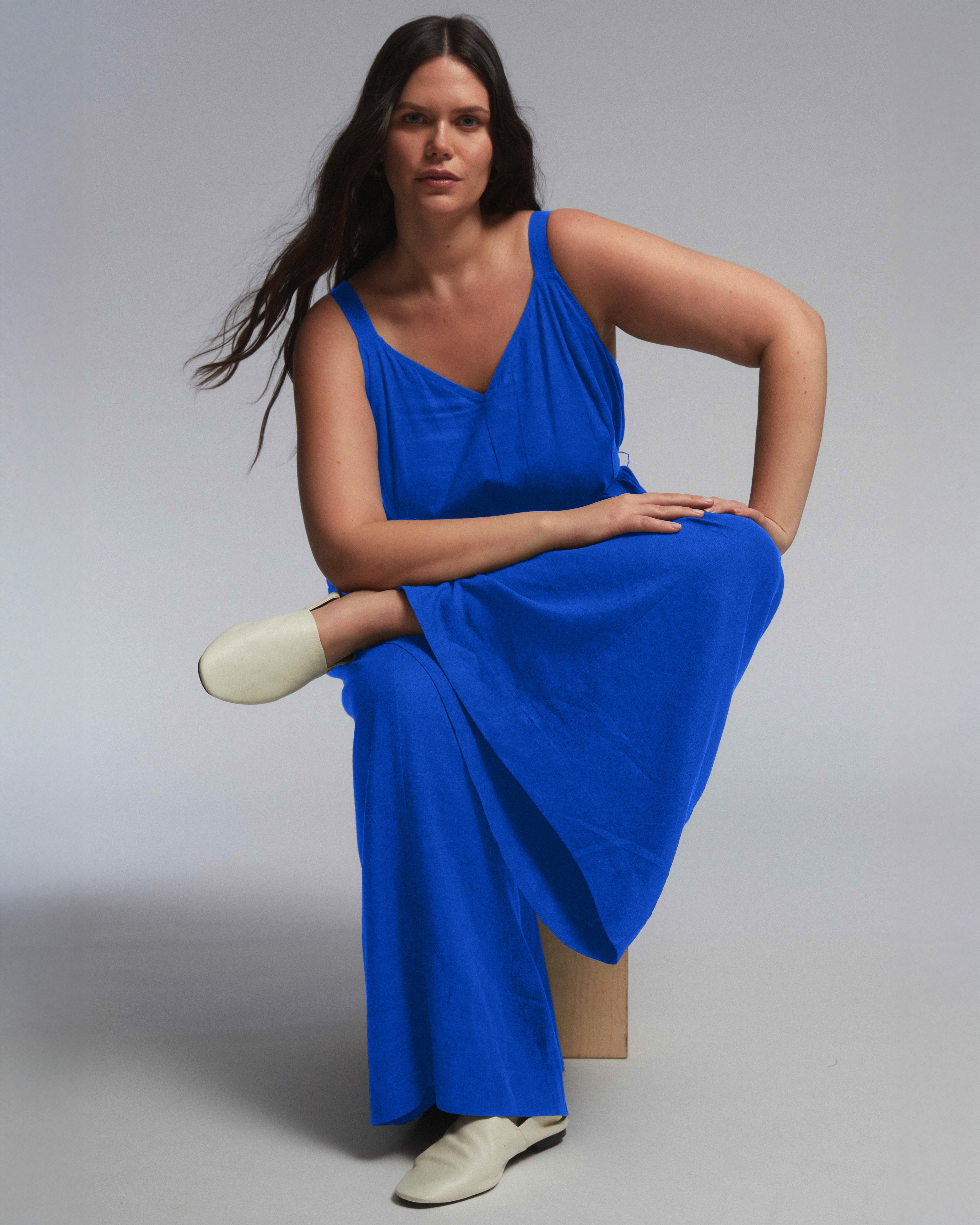 Promenade Linen Jumpsuit - Ultramarine