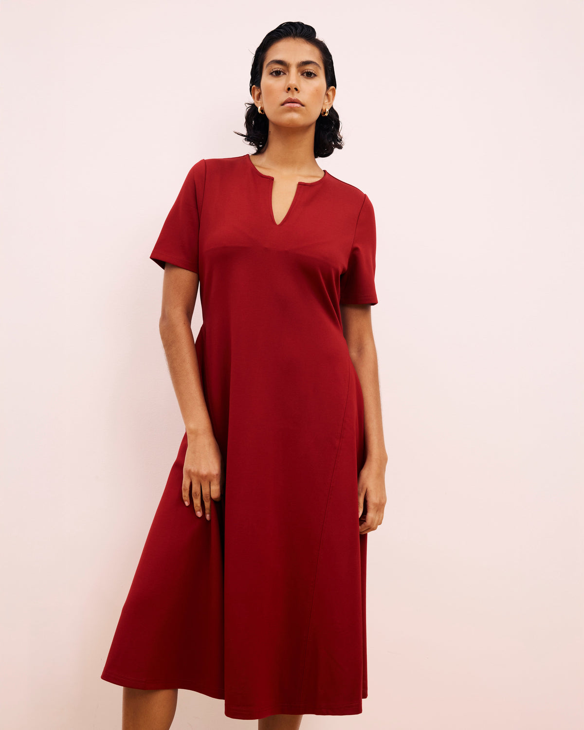 Saskia Ponte Dress - Garnet