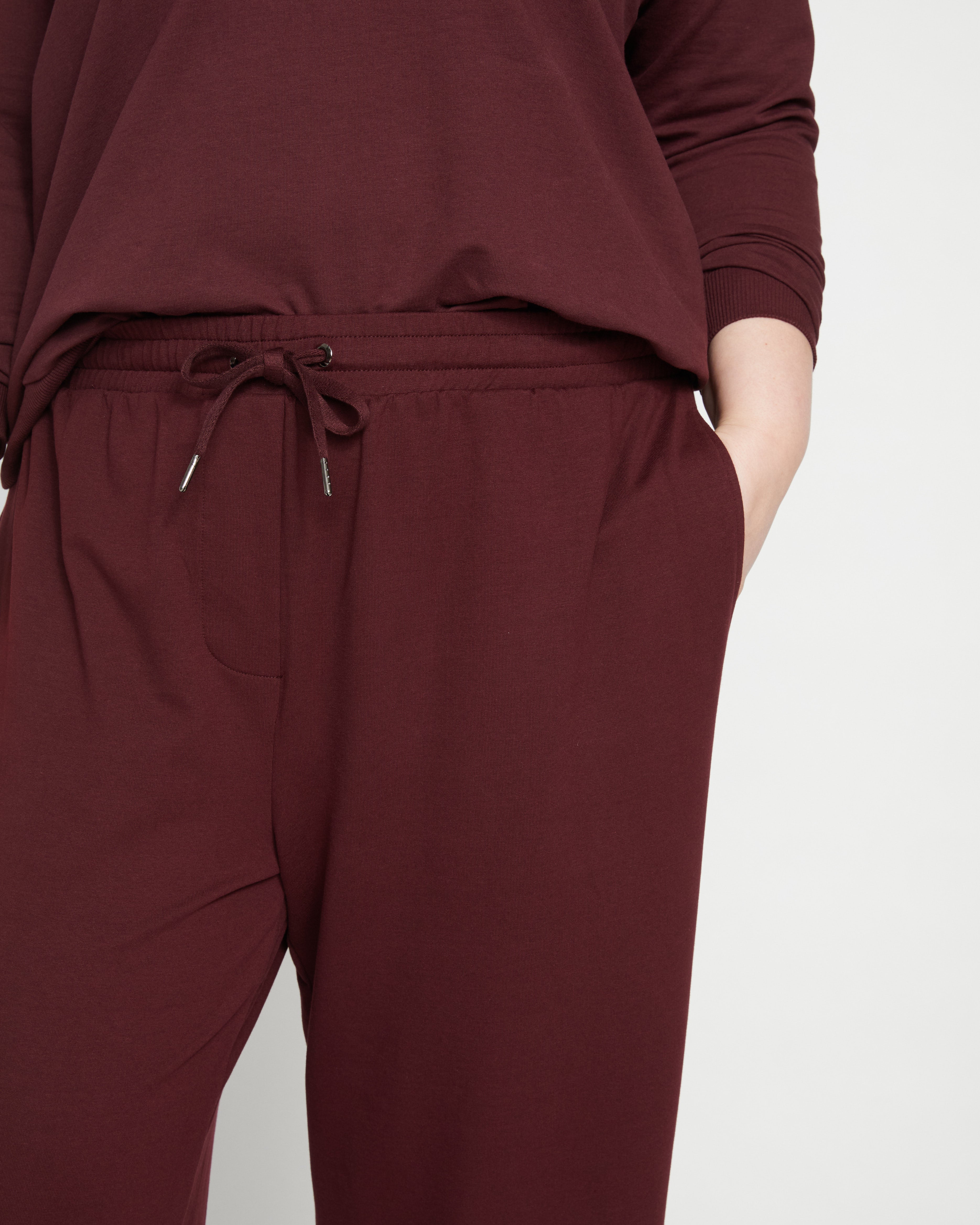 Highbridge Sweatpants - Black Cherry
