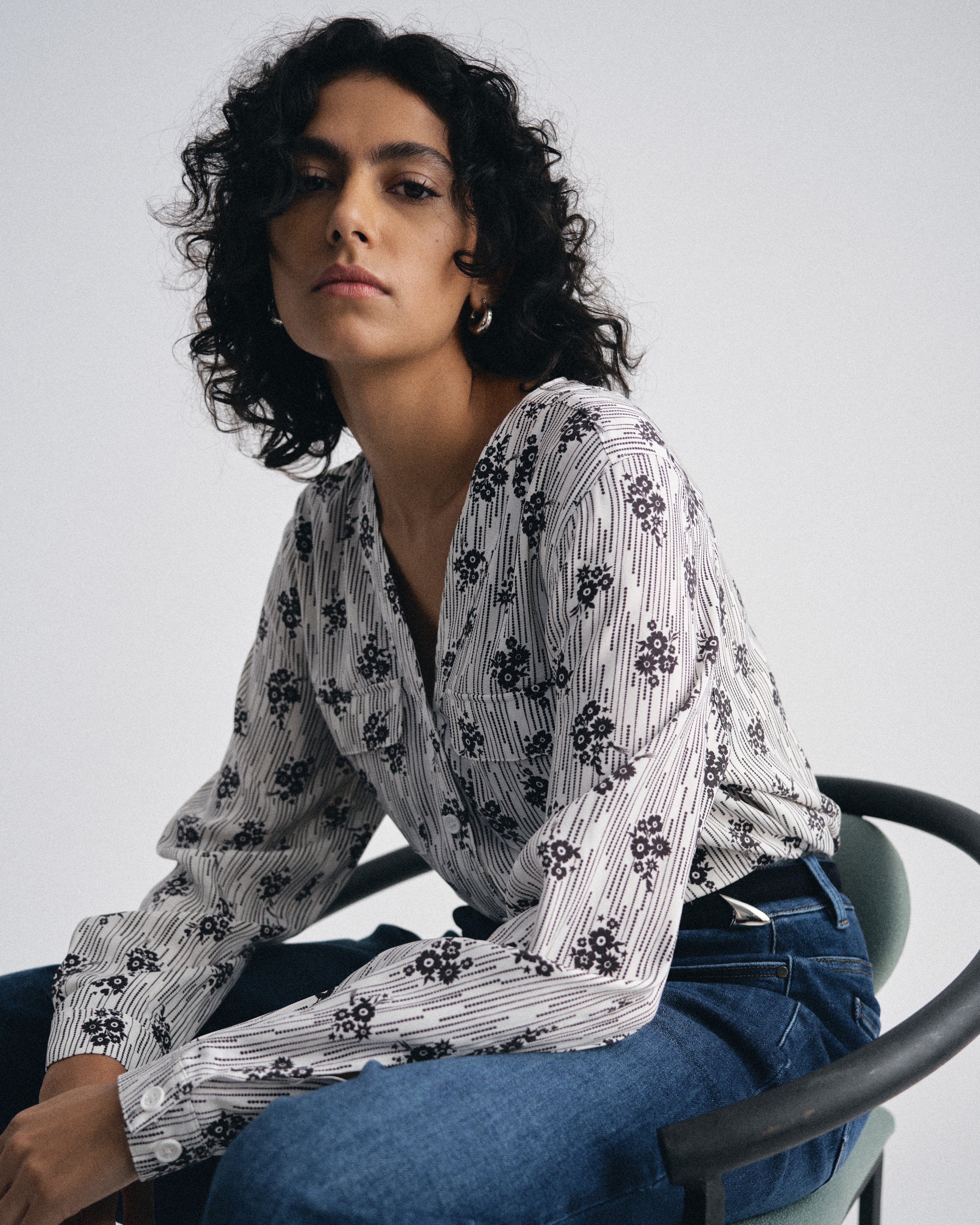 Cooling Stretch Cupro Button-Down Blouse - Vintage Daydream Print