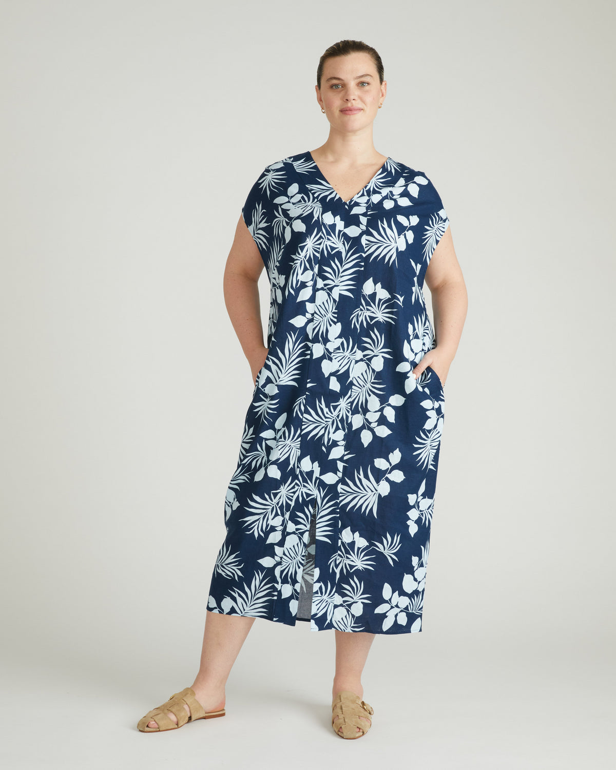 Cabana Linen Kaftan - Palm Print in Light Blue