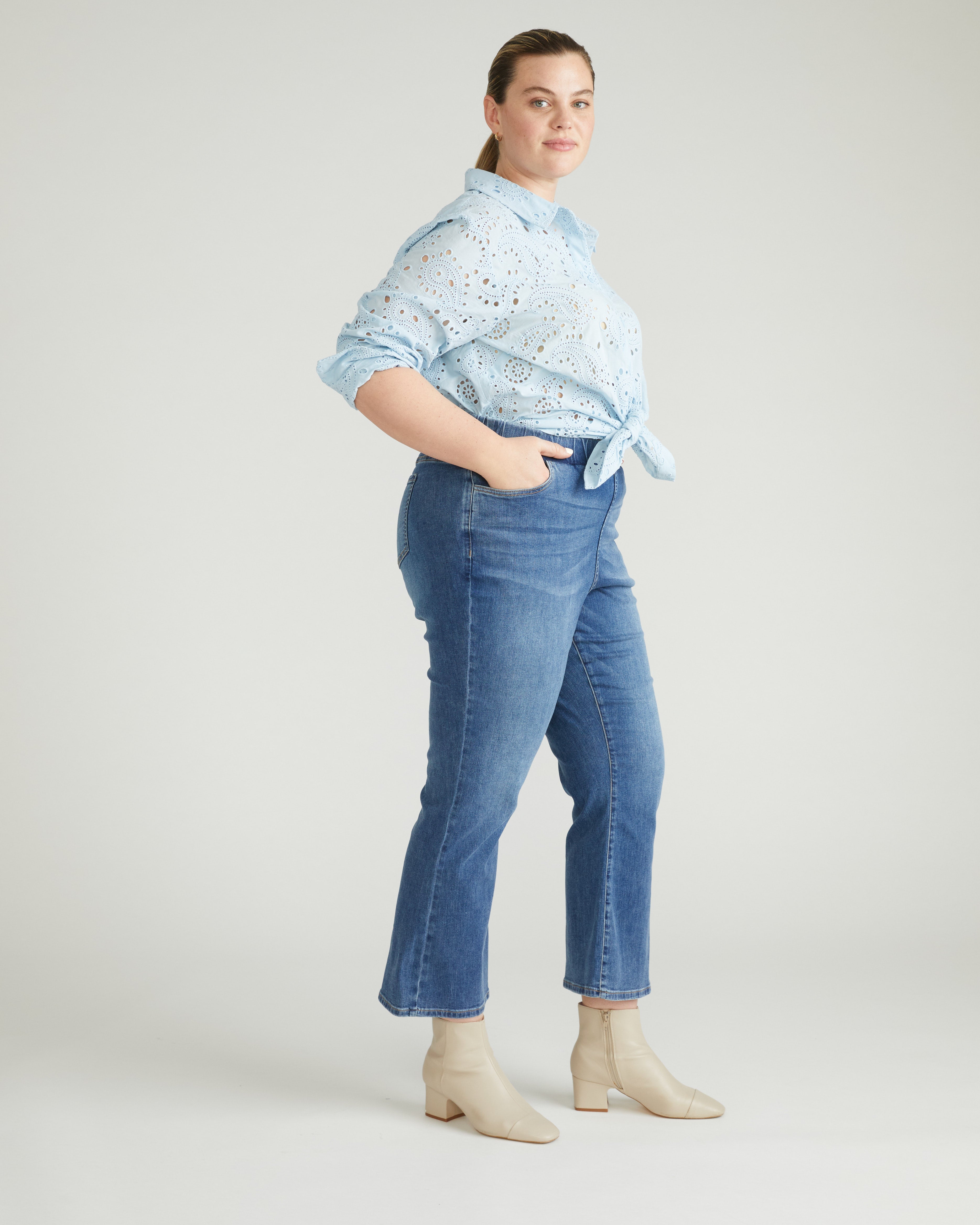 ComfortDenim Bootcut Jeans - Western Blue Wash