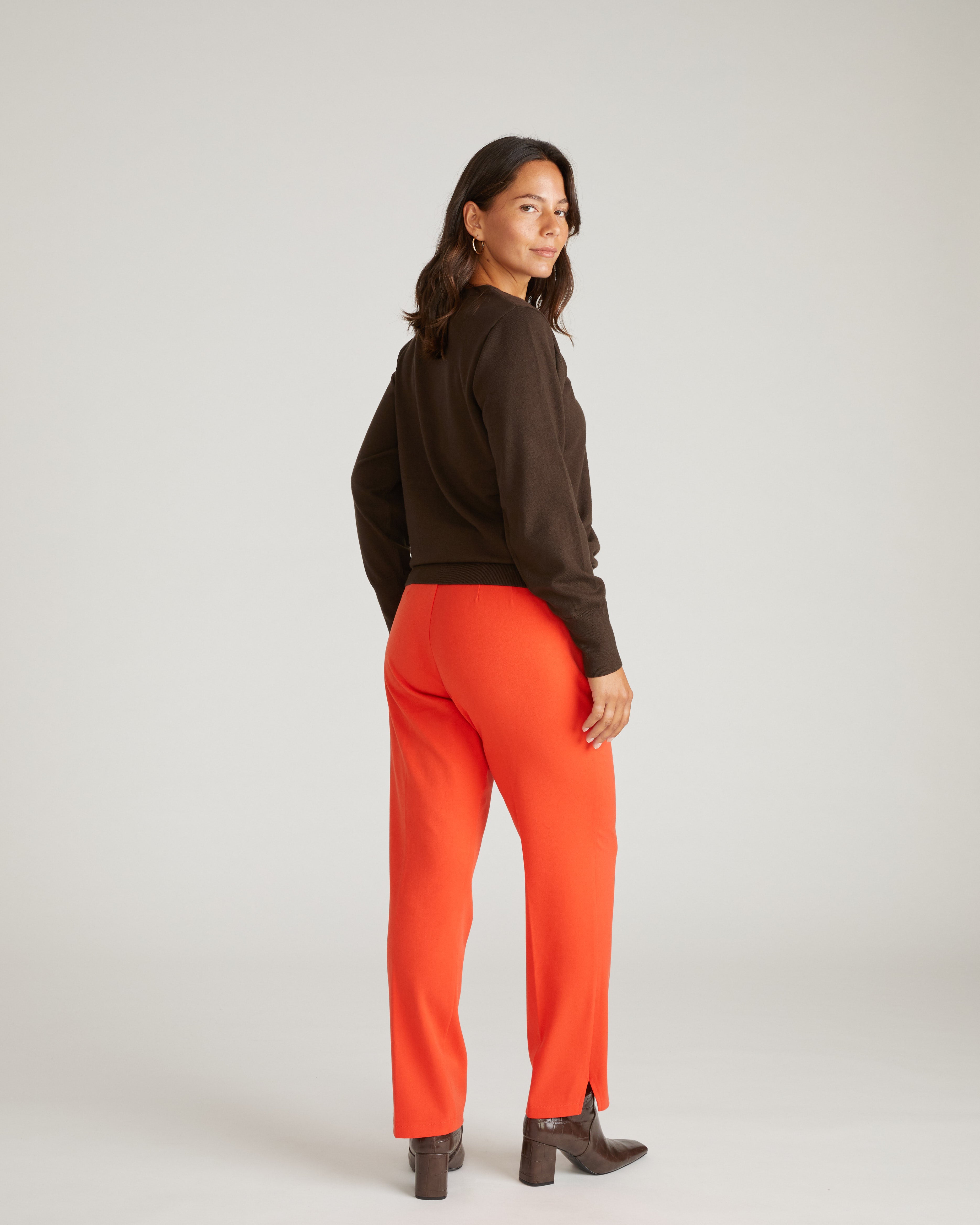 Savvy Fine Knit Crew Sweater - Espresso