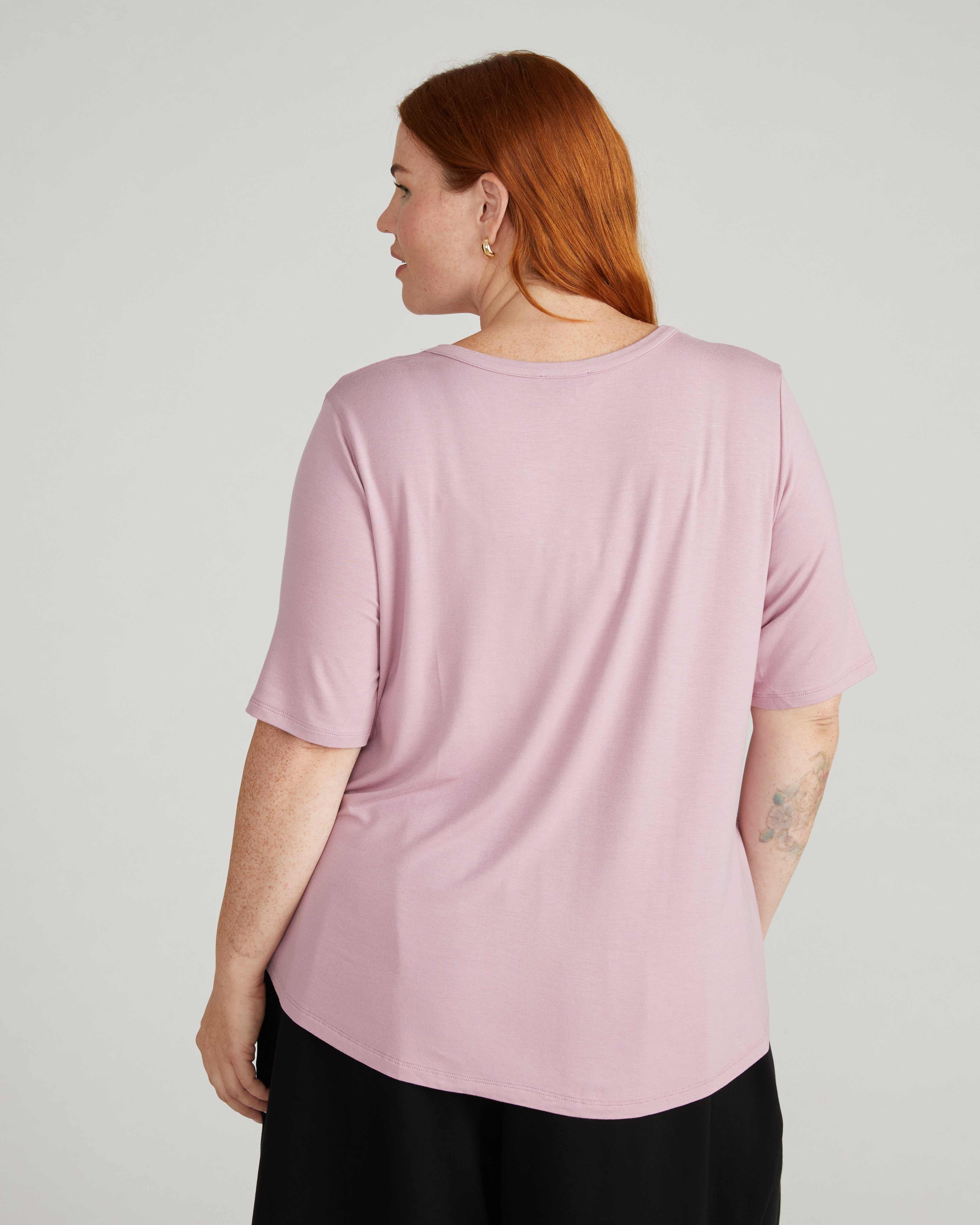 Lily Liquid Jersey V-Neck Stovepipe Tee - Pale Mauve