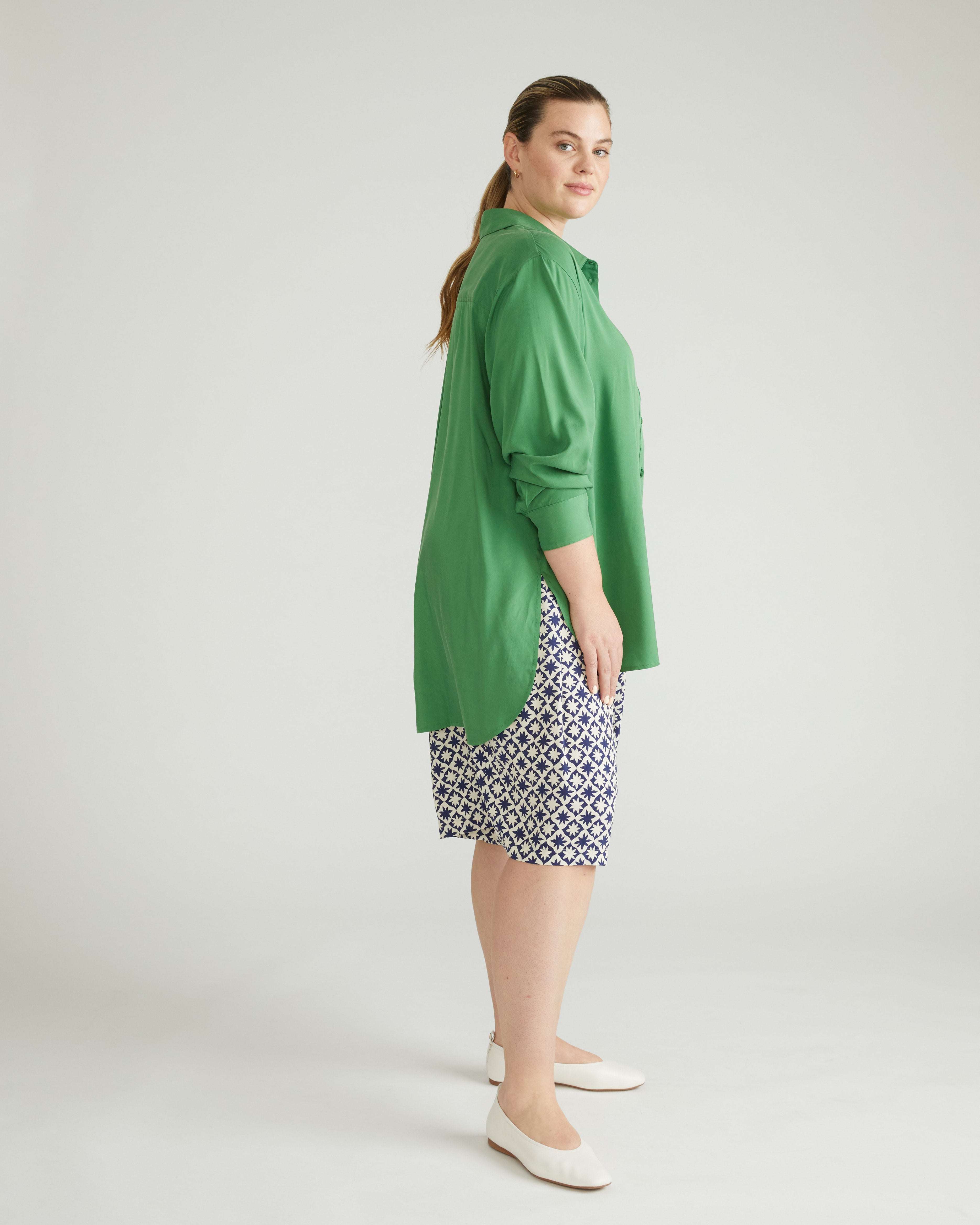 Cooling Stretch Cupro Artist Shirt - Clover