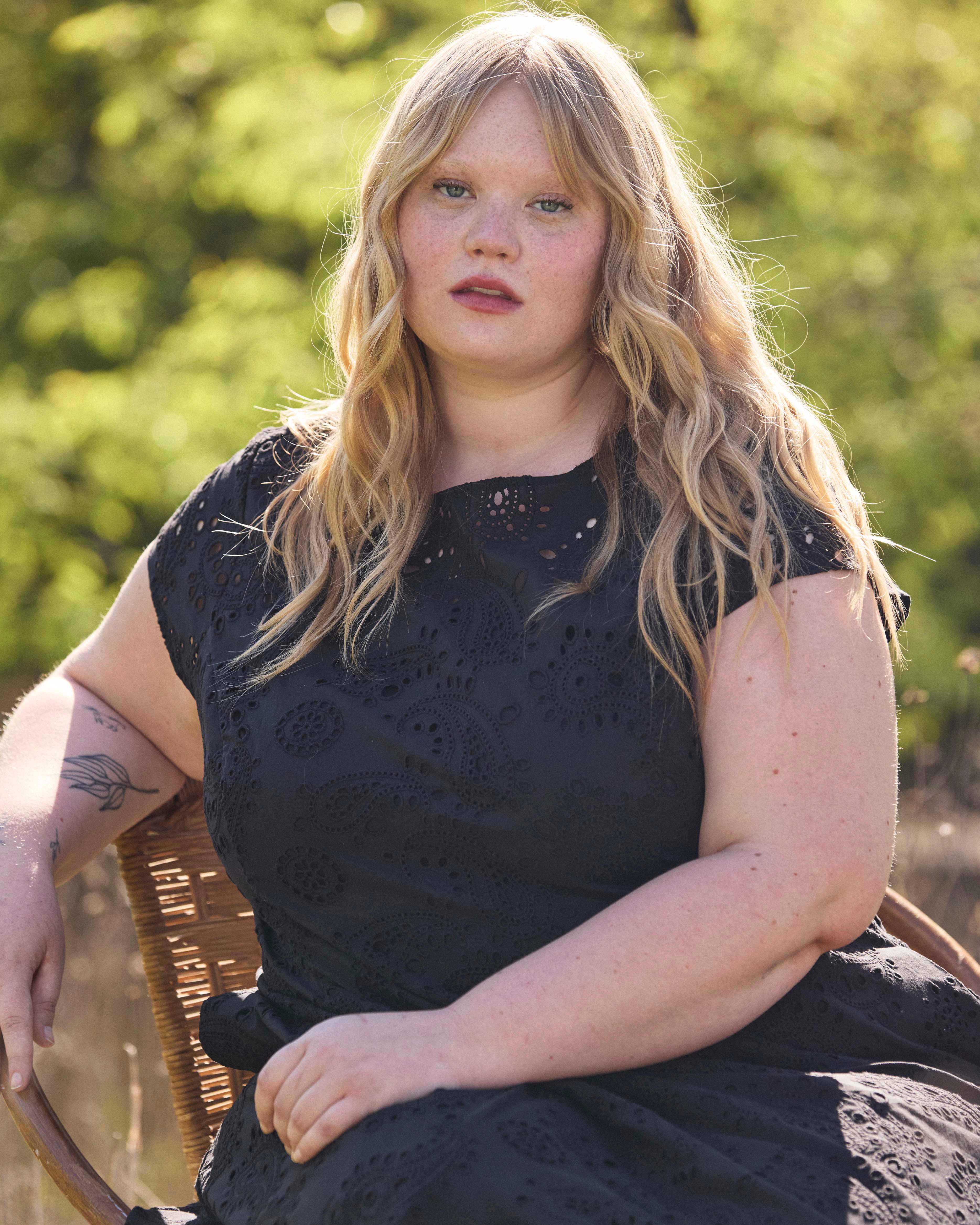 Sunset Cotton Eyelet Flounce Dress - Black