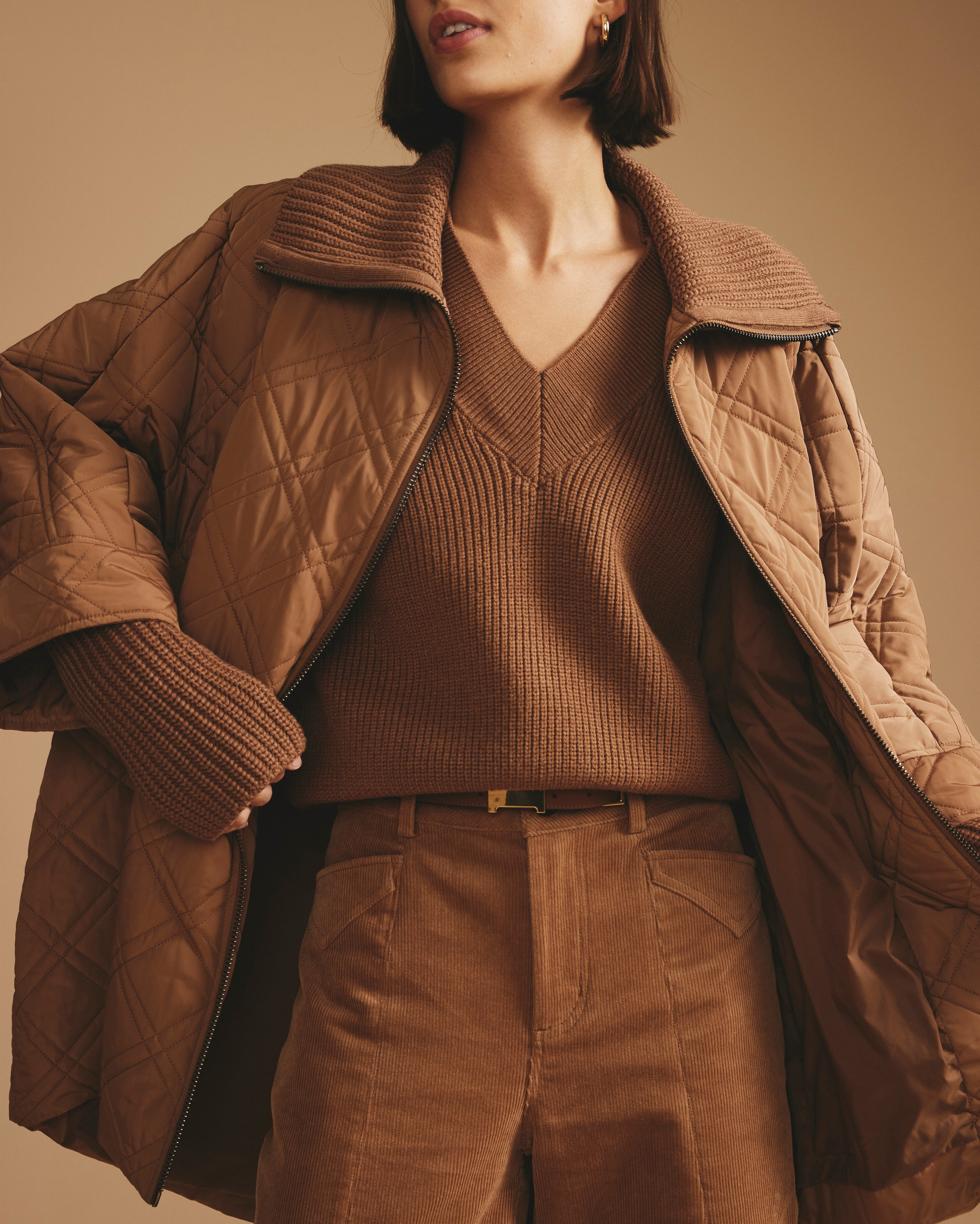 Tori V Neck Sweater - Classic Camel